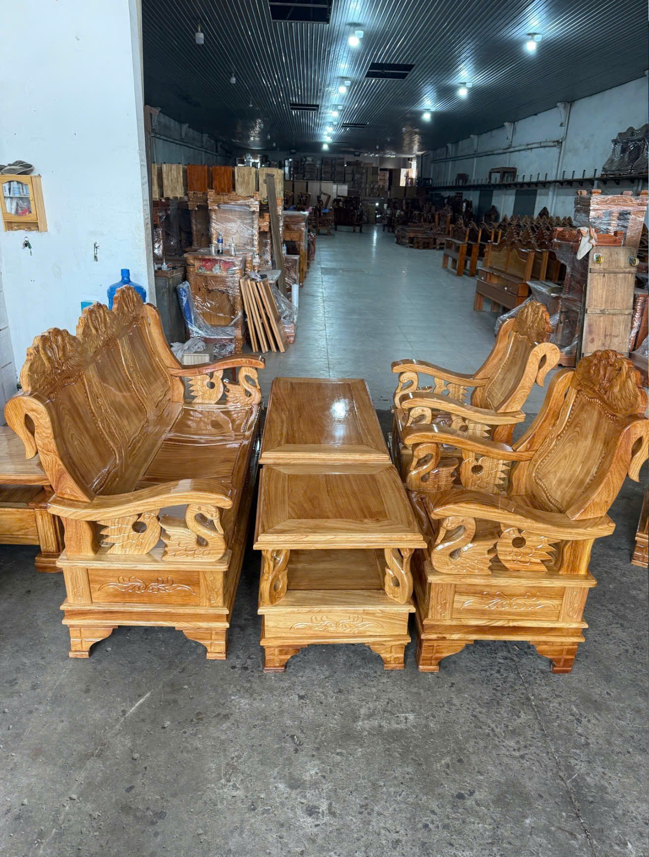 SaLon Thùng Gõ Đỏ (Thiên Nga, Rùa)