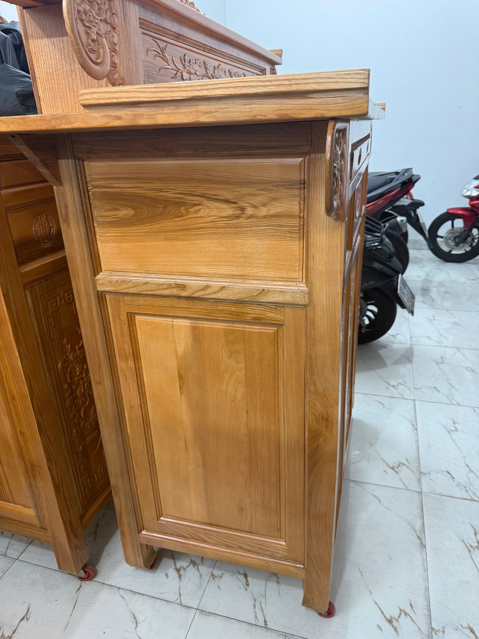 Tủ Thờ Gỗ Sồi 2 Tầng (107, 127, 147, 154) màu Lau Hương - Ảnh 9