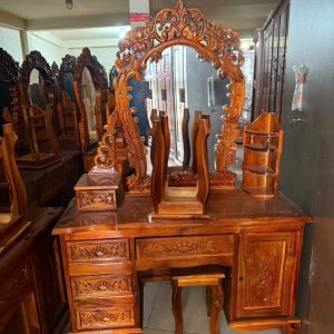 Bàn Trang Điểm Gỗ Tràm