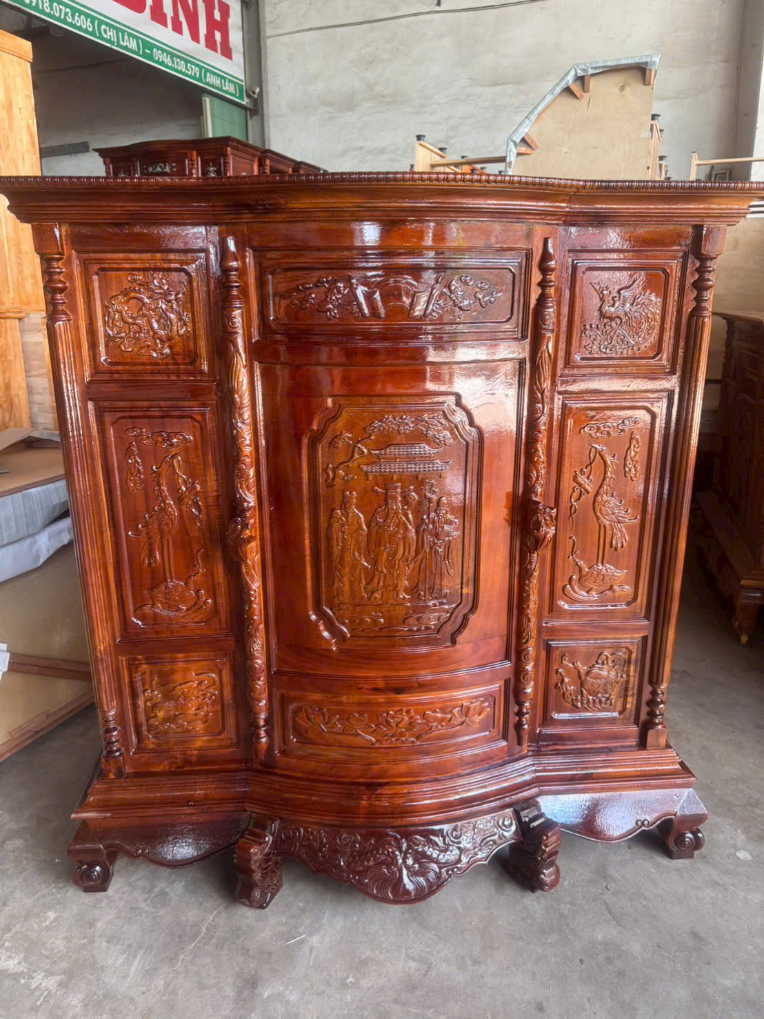 Tủ Thờ Gỗ Tràm 6 Chân