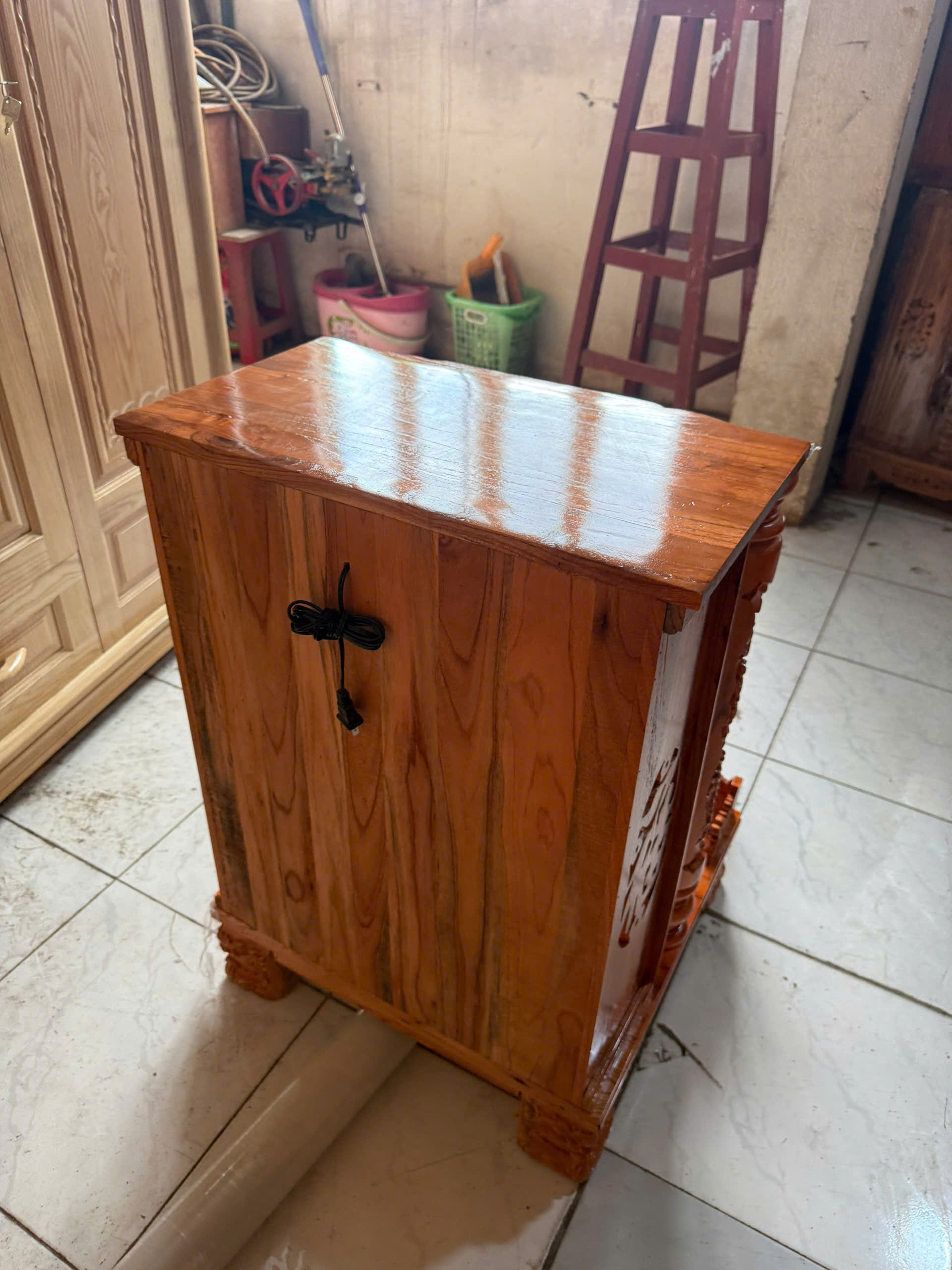 Bàn Thờ Ông Địa Cột gỗ Xoan - Ảnh 5