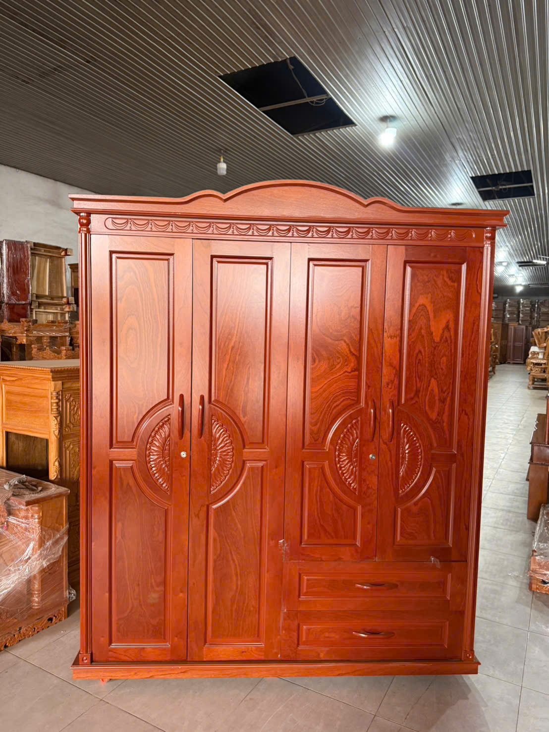 Tủ Áo Gỗ Xoan Phủ