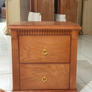 Tủ Đầu Giường Gỗ Sồi 2 Học Kéo - màu Cánh Dán