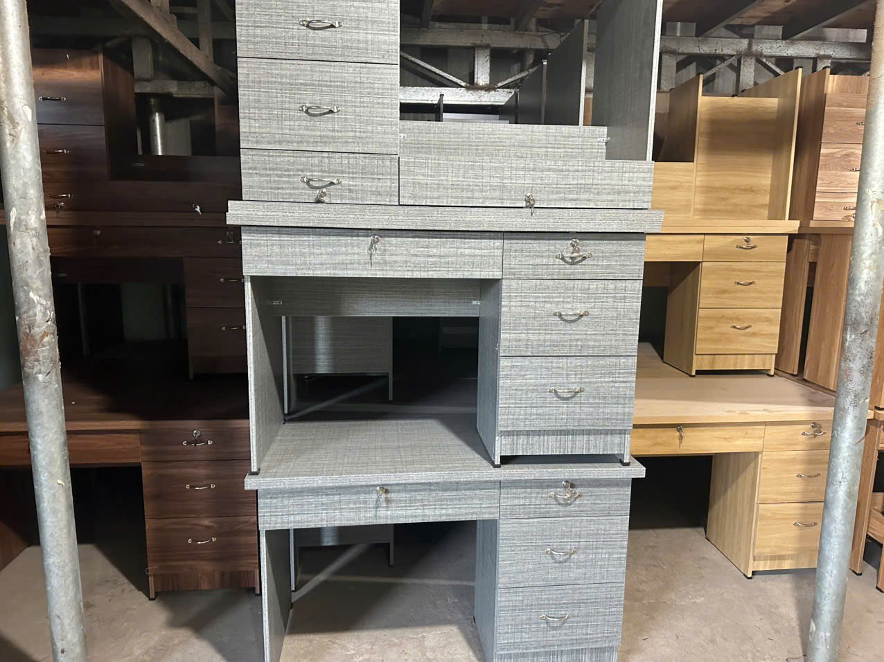 Bàn Làm Việc MDF 3 chân (gỗ Công Nghiệp) - Ảnh 2