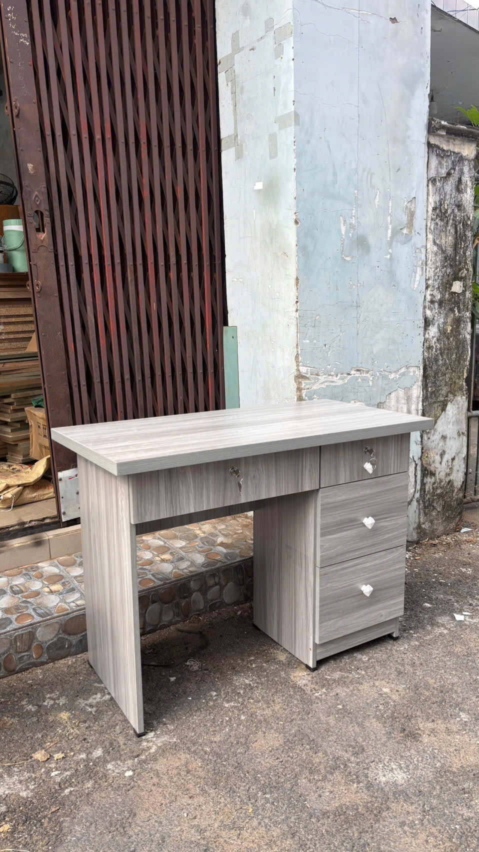 Bàn Làm Việc MDF 3 chân (gỗ Công Nghiệp) - Ảnh 4