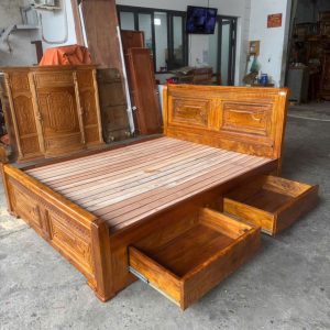Giường Ngủ Gỗ Tràm Lõi Học Kéo (Tràm Lõi Nguyên Sinh)