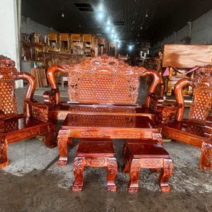 SaLon Gỗ Tràm Nữ Hoàng Tựa Caro Cột 12