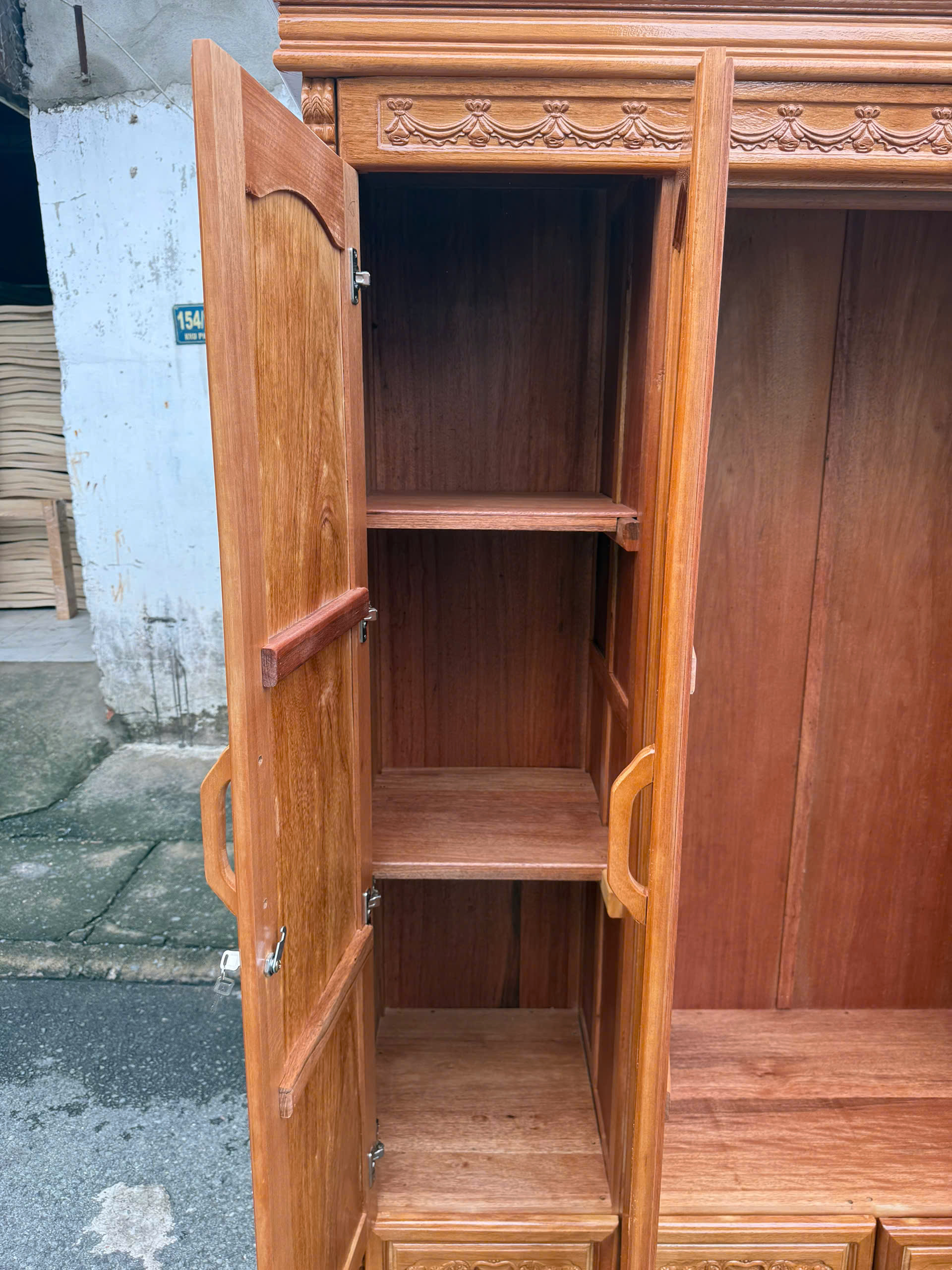 Tủ Áo Gõ Đỏ Loại 2 ngang 1m8 - Ảnh 6